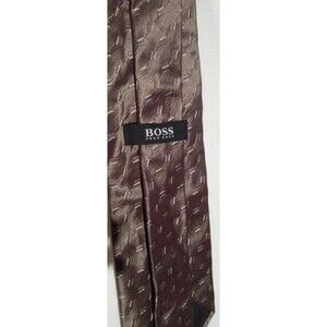 Hugo Boss 100% Silk Men's Neck Tie Rust Brown Colors With Small Lines Print EUC